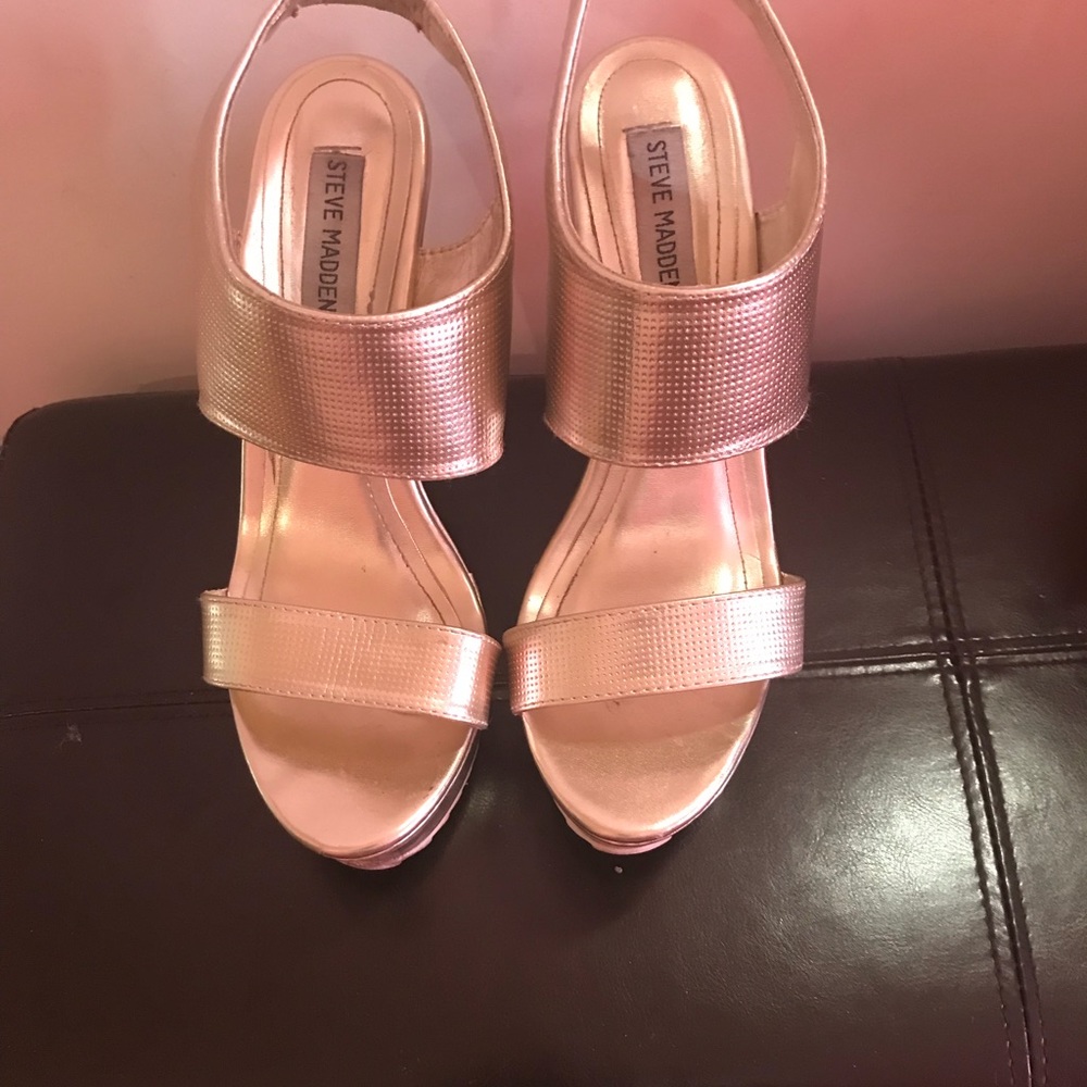 Steve Madden cute wedges
